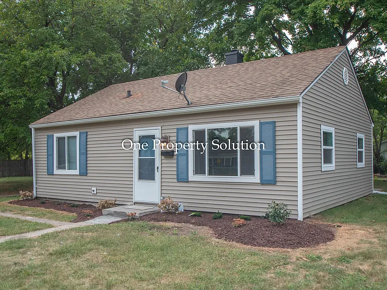 614 N Calumet Ave — Photo 4