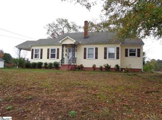 324 Pine St, Greer, SC 29650