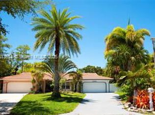 1328 NW 93rd Ter, Coral Springs, FL 33071