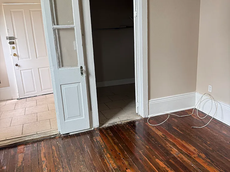 3325 Iberville St — Photo 6