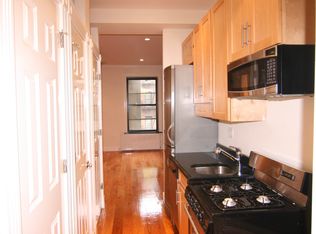 450 W 50th St APT 3R, New York, NY 10019