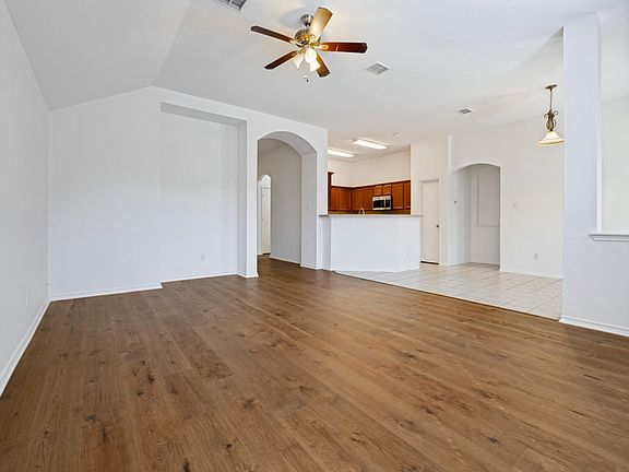 3rd image of 2459 Frontier Dr