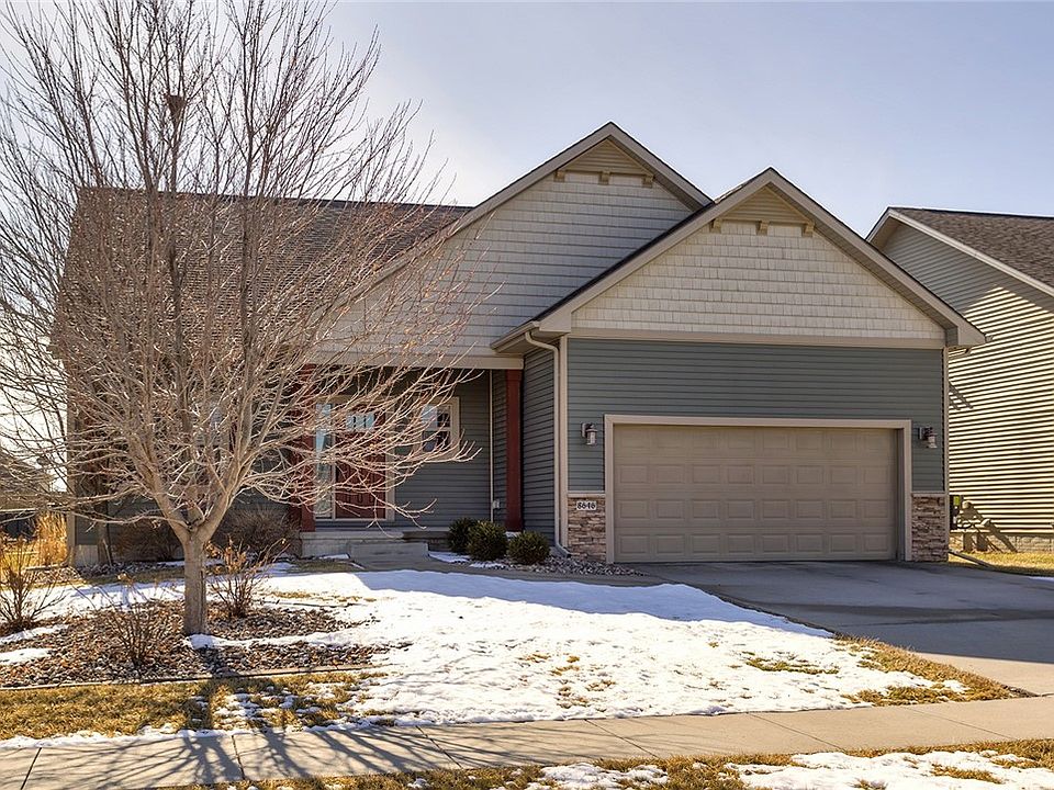 8646 Silverwood Dr, West Des Moines, IA 50266 Zillow