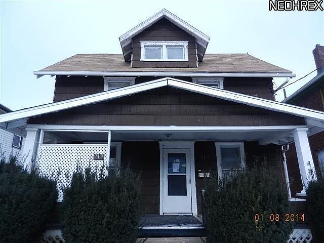 1st image of 919 13th St NE