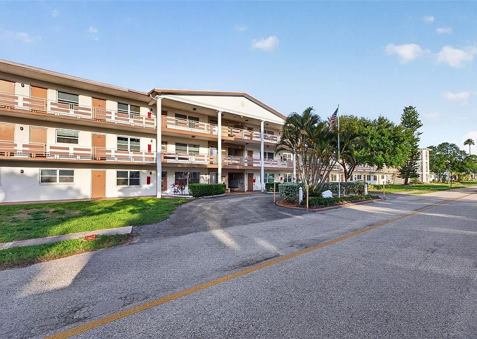 1st image of 6015 19TH STREET N #215