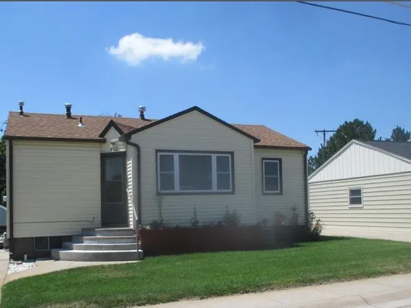 822 W K Street, Ogallala, NE 69153