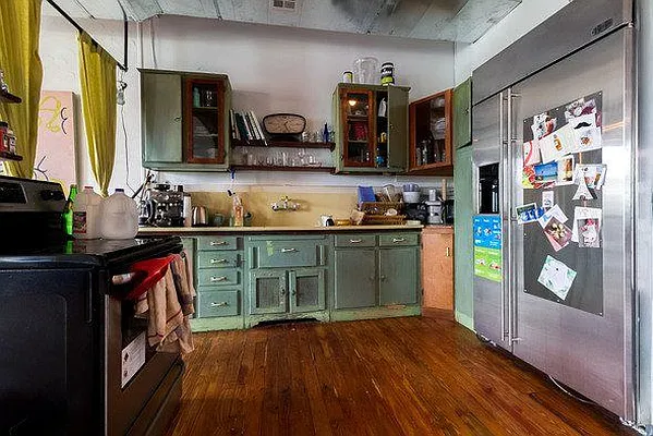 Rented by Bushburg | media 23