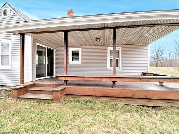 3rd image of 1600 Alonby Dr