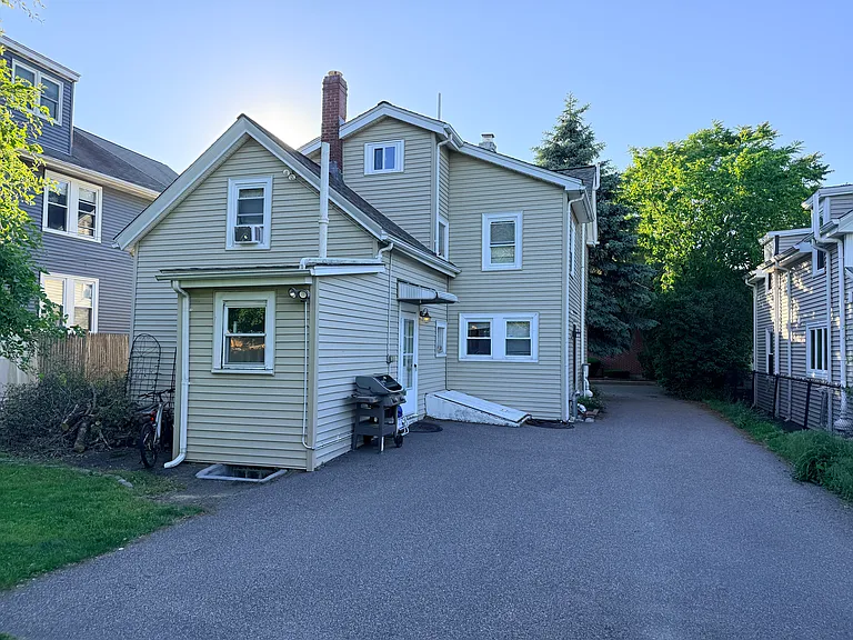 15 Cottage Ct #2 — Photo 16