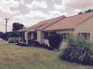 2576 Shoal Rd, Crouse, NC 28033