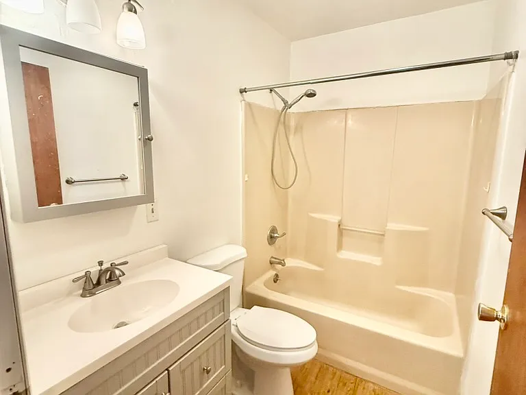 103 N Kelly Ave — Photo 11
