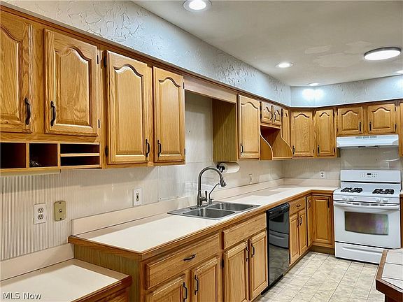 4th image of 2378 16th St
