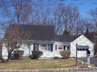 100 Duelk Ave, Monroe, NY 10950