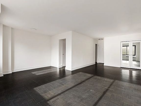 2nd image of 175 W 12th St APT 5K