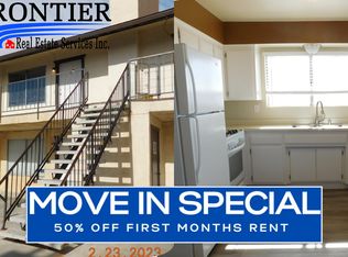 825 Capehart Ct APT A, Ridgecrest, CA 93555