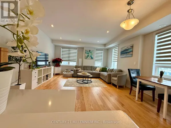 1285 National Valley Dr, Mississauga, ON L5V 0E9