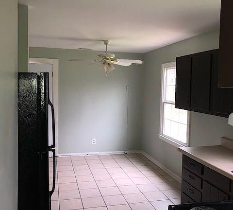 Kitchen with breakfast area