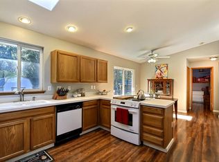 2250 SE Yakima St, Pt Orchard, WA 98367