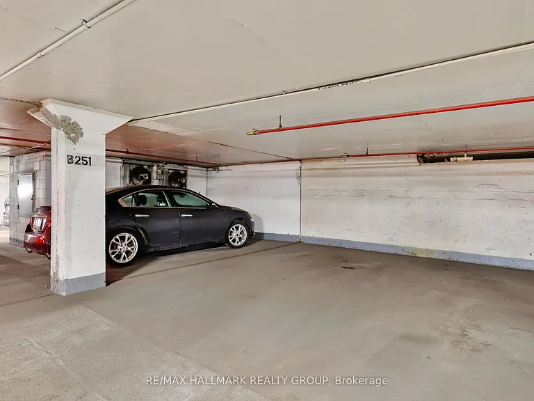 1380 Prince Of Wales Dr #703 — Photo 33
