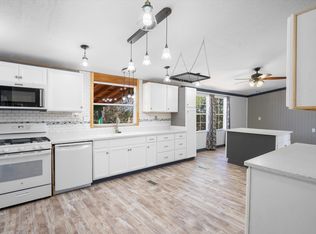 8 Valley View Ct, Edgewood, NM 87015