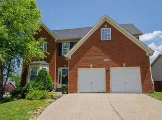 10601 Providence Dr, Louisville, KY 40291