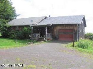 208 Cribbs Rd, Pleasant Mount, PA 18453