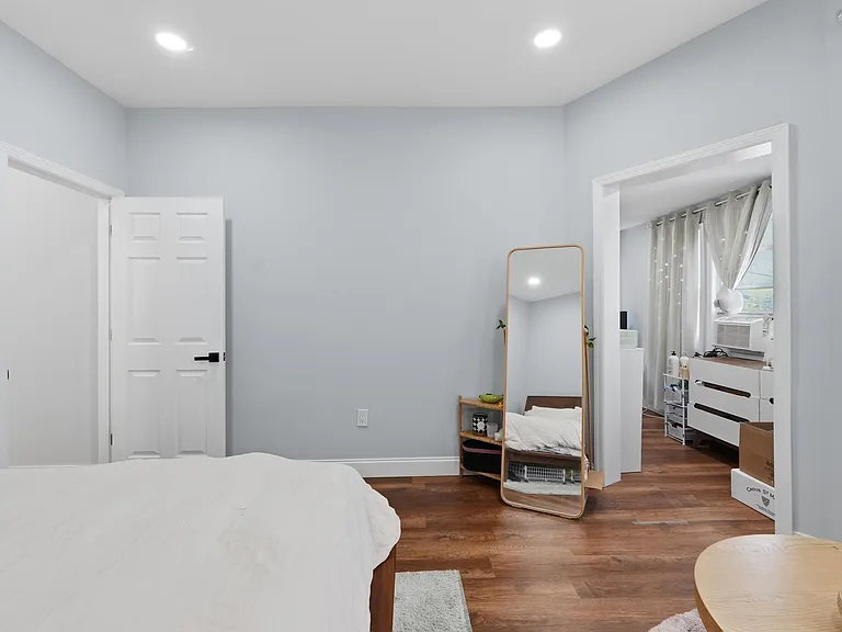 17 Troy St #2 — Photo 13