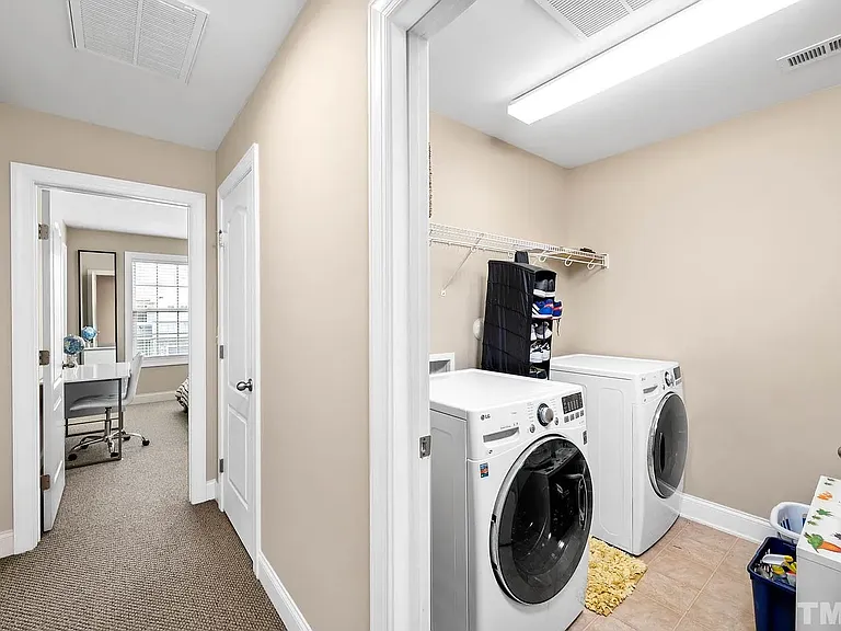 214 Alamosa Pl — Photo 15
