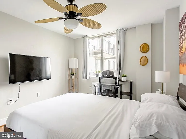 3245 Rio Dr #604 — Photo 10