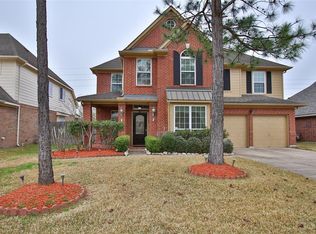 3047 Fallbrook Dr, Pearland, TX 77584