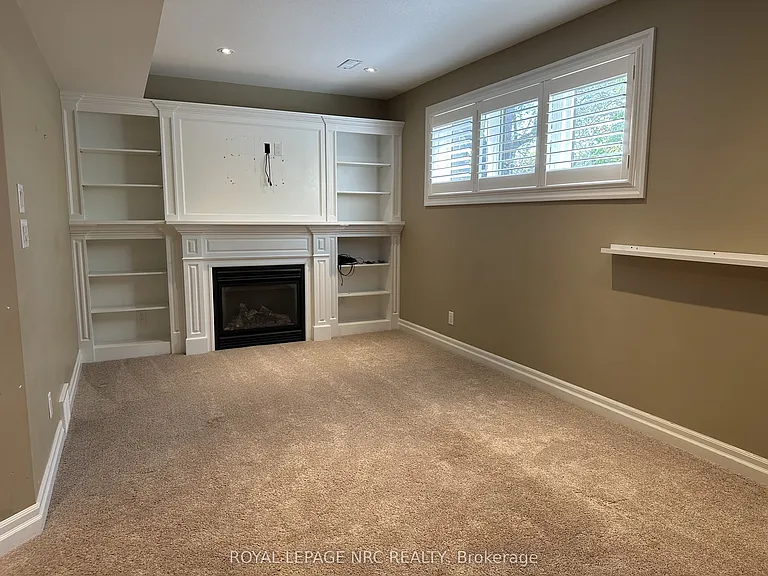 7 Sapphire Ct N — Photo 14