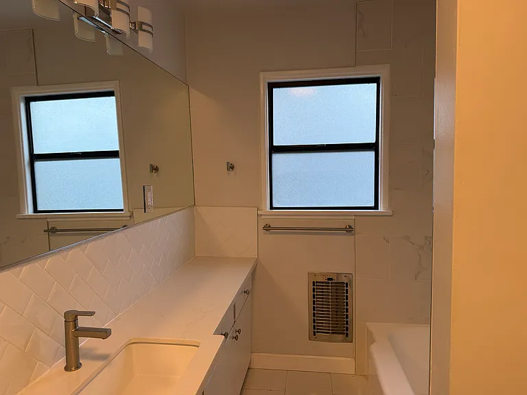 1222 McClellan Dr #11 — Photo 14