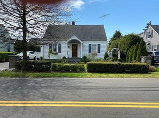 181 Hulls Hwy, Southport, CT 06890