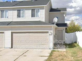 710 W 2nd St, Cheyenne, WY 82007