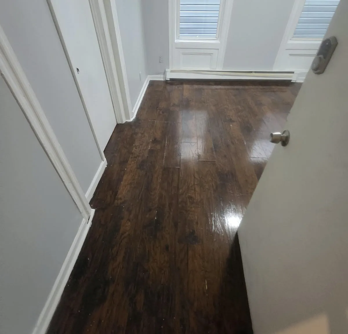 461 Grove St — Photo 2