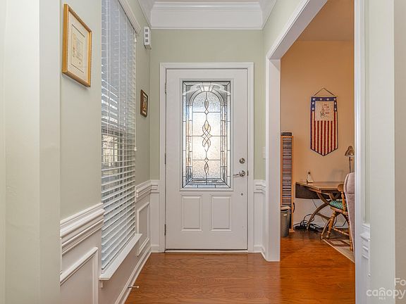 2nd image of 9013 Smokey Hill Ln