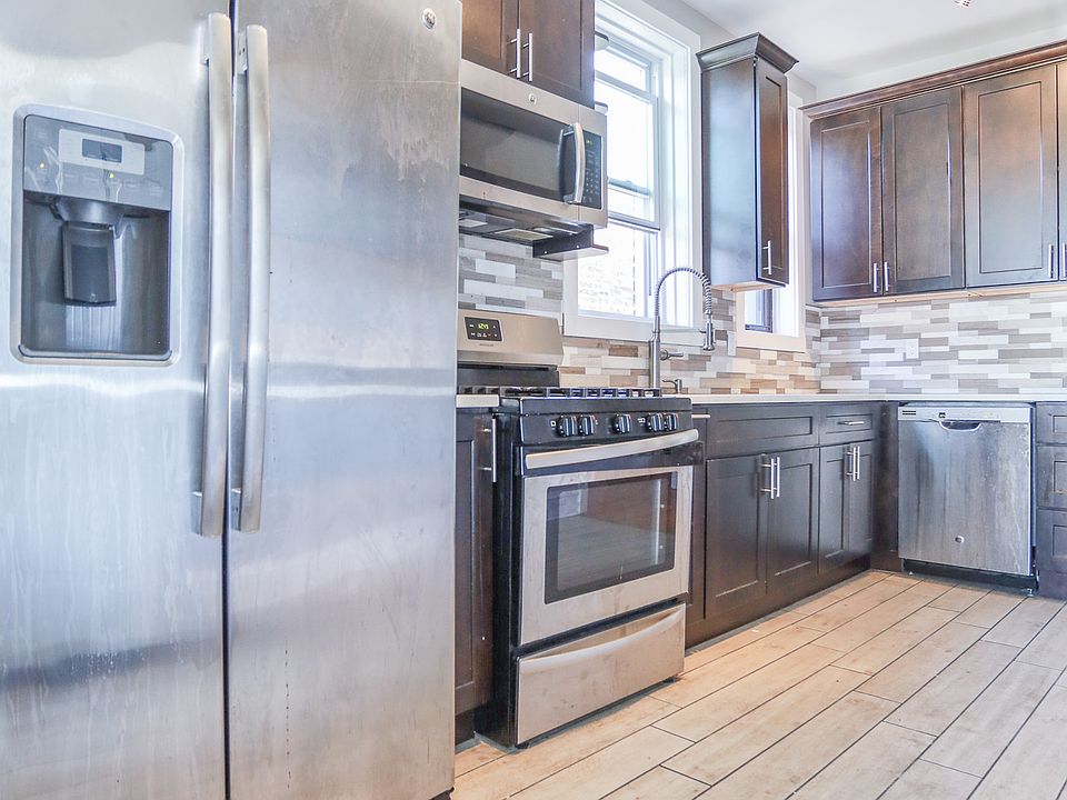 1st image of 1250 W Columbia Ave APT 2