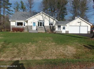 1108 County Line Rd, Schenectady, NY 12306