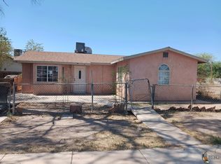 316 Roosevelt St, Calexico, CA 92231