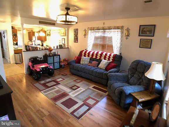 4th image of 17611 Oriole Dr