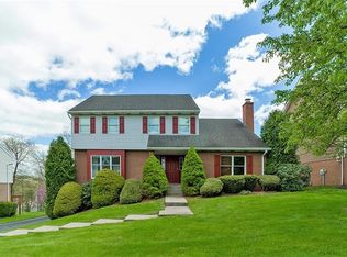 1052 Manor Vue Ct, Delmont, PA