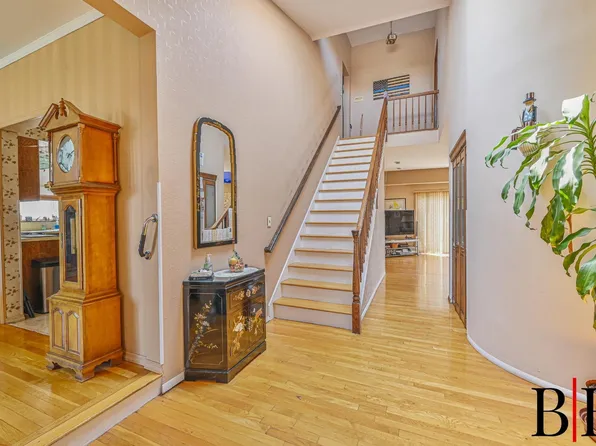 2150 Royce Street image 7 of 36