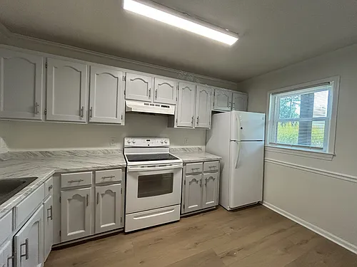 2505 W Broad St #222 Photo 1