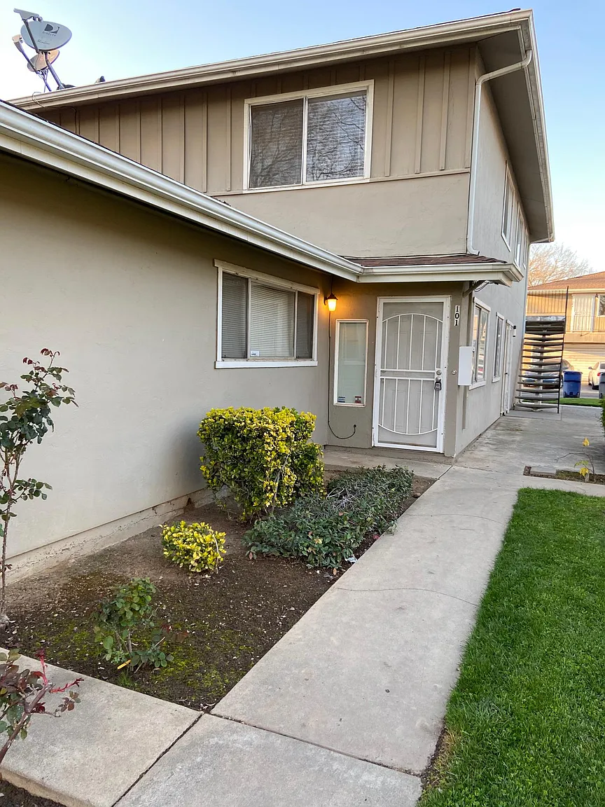 2658 W Fairmont Ave APT 101 photo 1