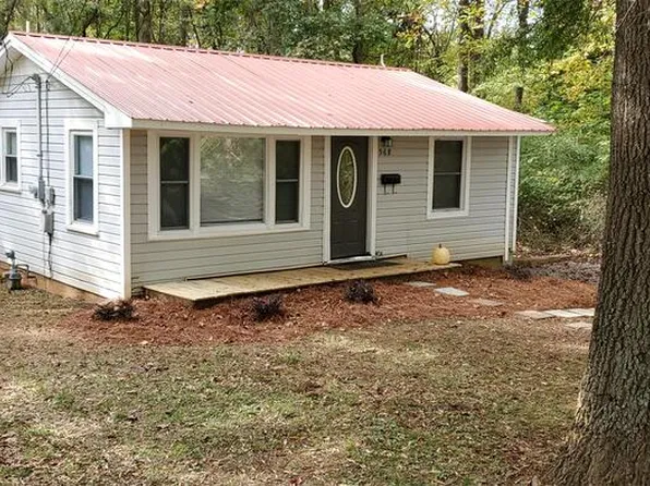 568 Gantt St, Mooresville, NC 28115