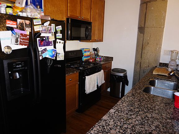 2nd image of 1111 W 14th Pl Unit 314