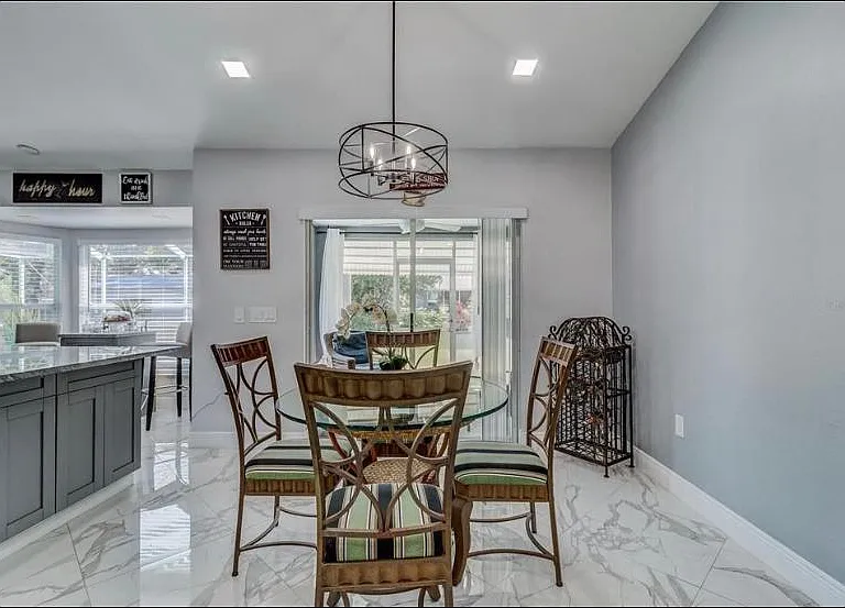 5452 Ashland Dr — Photo 28