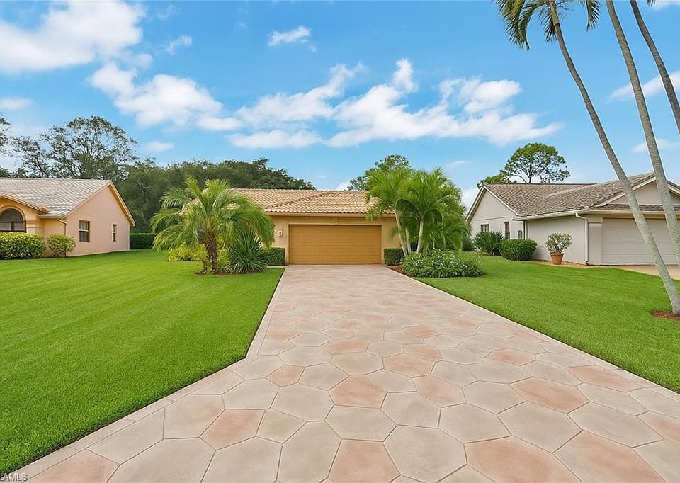 1st image of 241 Saint James WAY