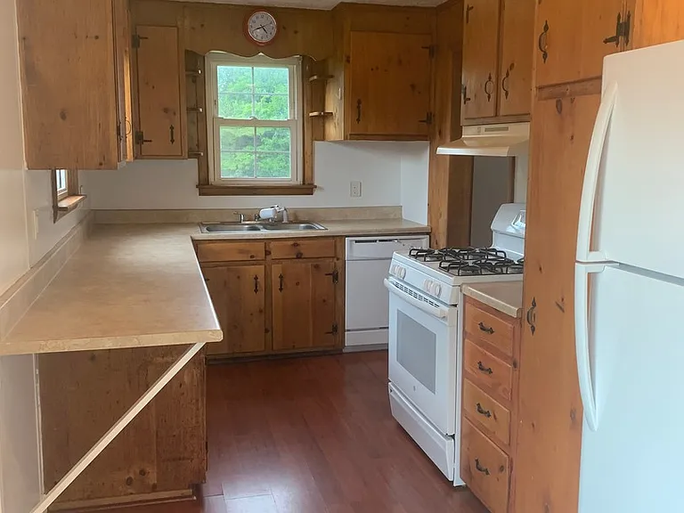 2243 Sunset Ln — Photo 7