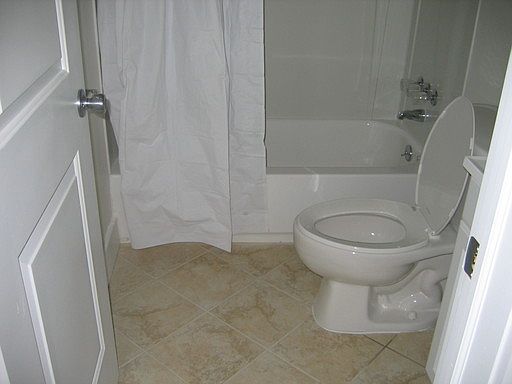 4th image of 3702 Haverford Ave